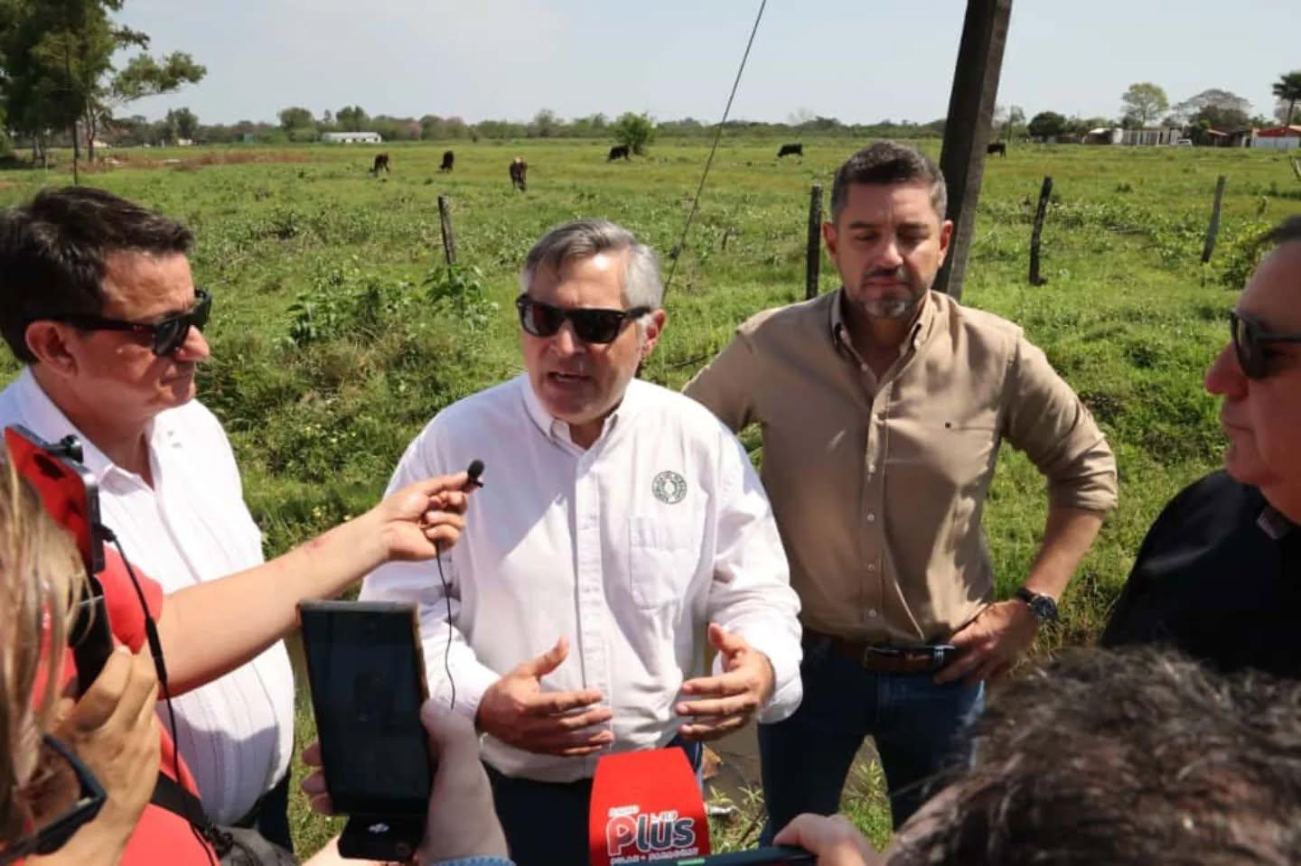 Ministro de Educación anunció la construcción de un colegio modelo en Pilar