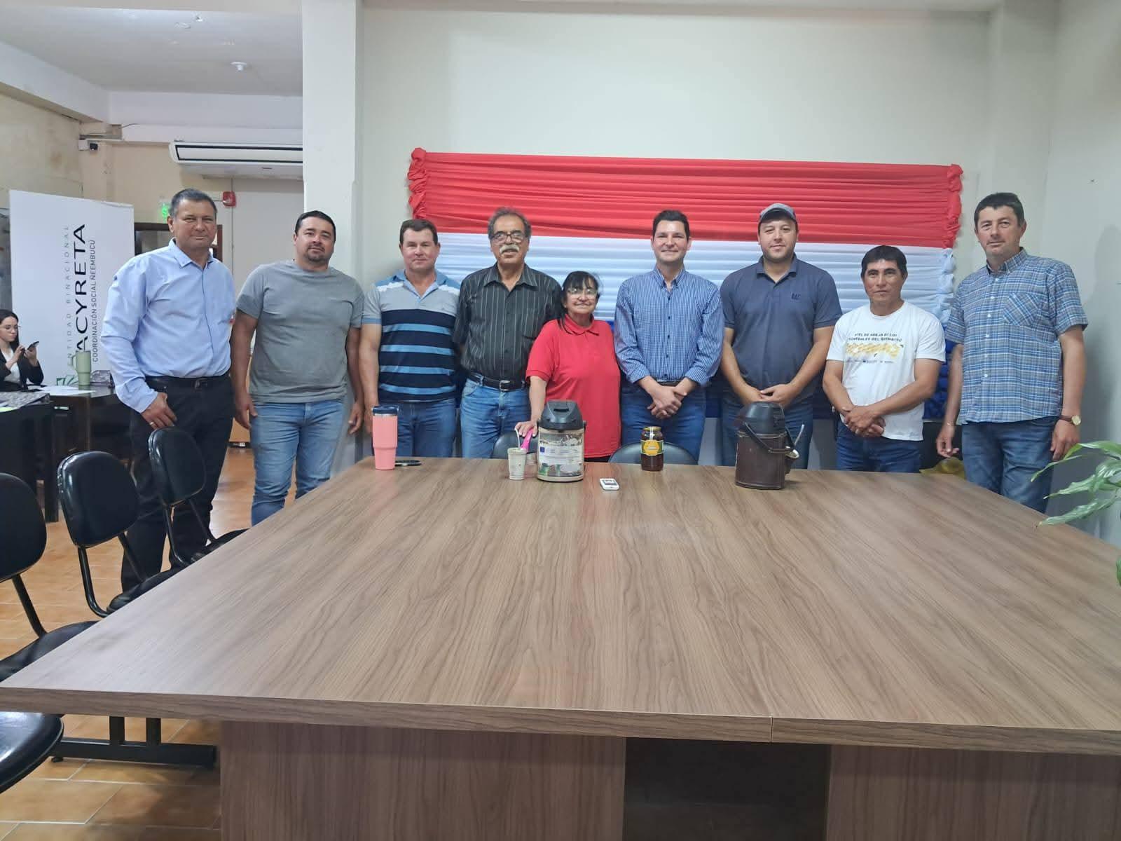 Yacyretá impulsa al sector apícola de Ñeembucú